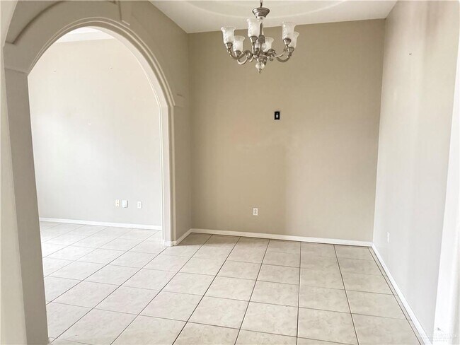 Photo - 12 Santa Laura St