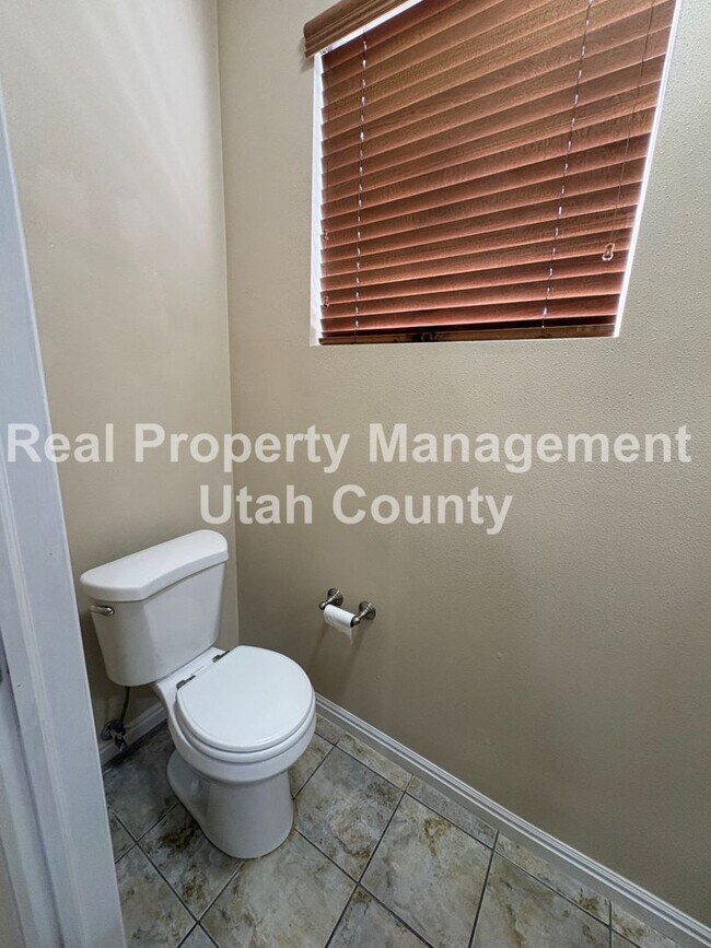 Photo - Beautiful townhome in Pleasant Grove