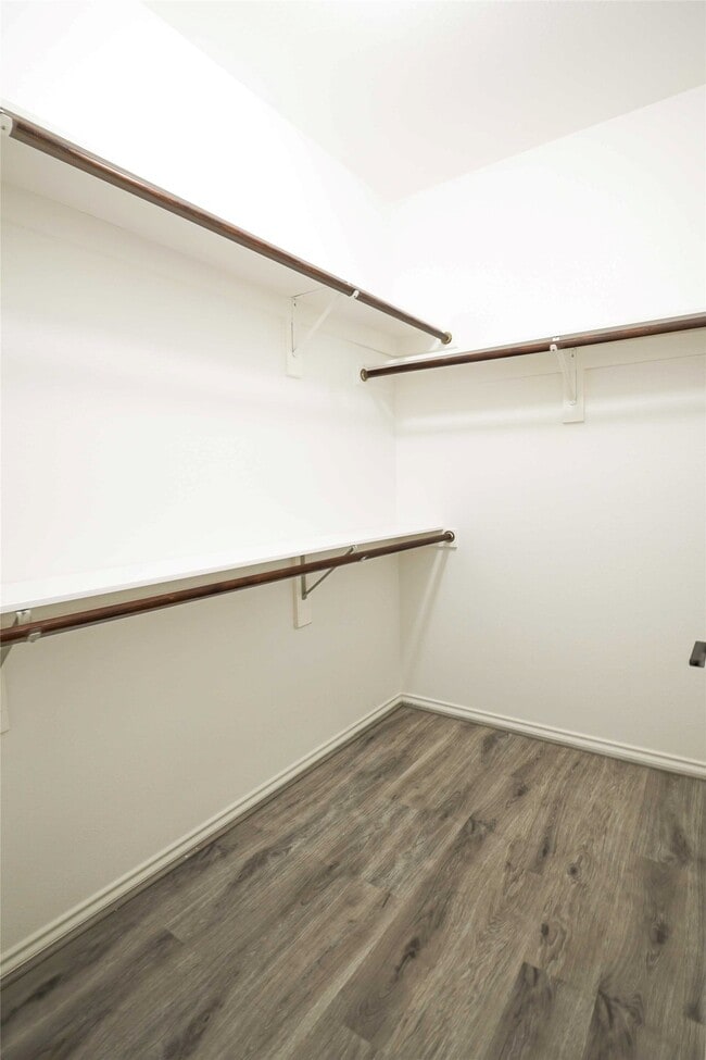 Photo - 2137 Goliad Cir