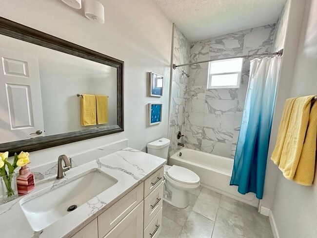 Photo - 4720 Emerson Ave S