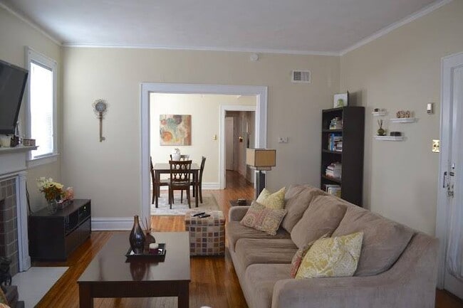 Building Photo - 1207 12th Street Unit Apt. 2