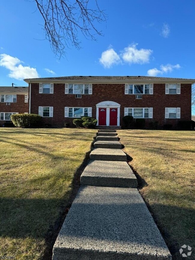 Building Photo - 1289 Valley Rd Rental