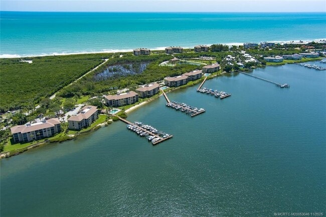 Photo - 4720 NE Sandpebble Trce Unidad 403