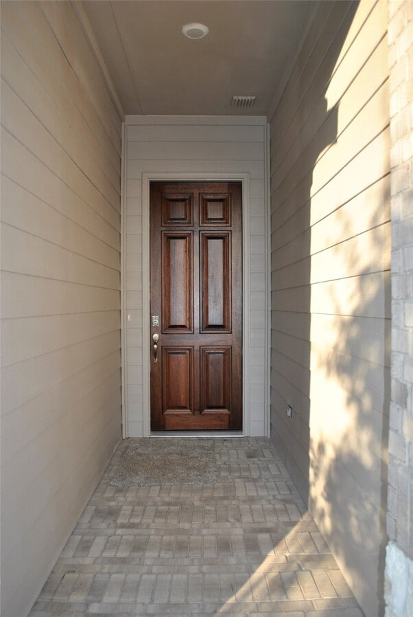 Photo - 14131 Lake Lodge Dr