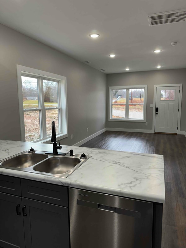 Photo - 56 Holloway Dr Unit Apartment #1