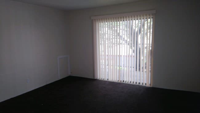 Photo - Orchard Apartments