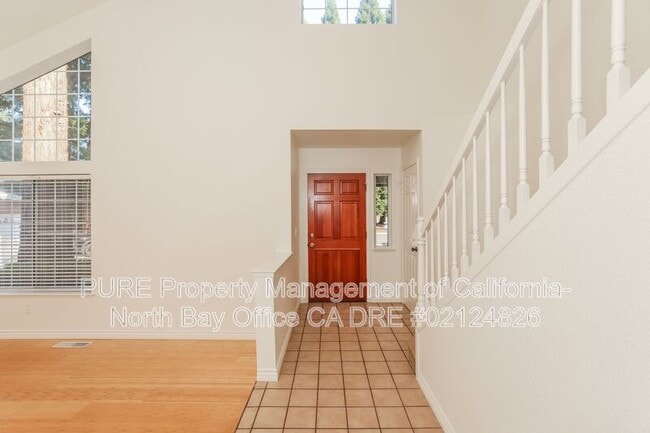 Photo - 8 Voss Park Cir