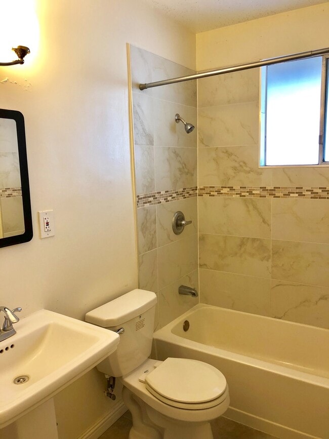 Spacious Home in Blue Zone Loma Linda! - Spacious Home in Blue Zone Loma Linda!