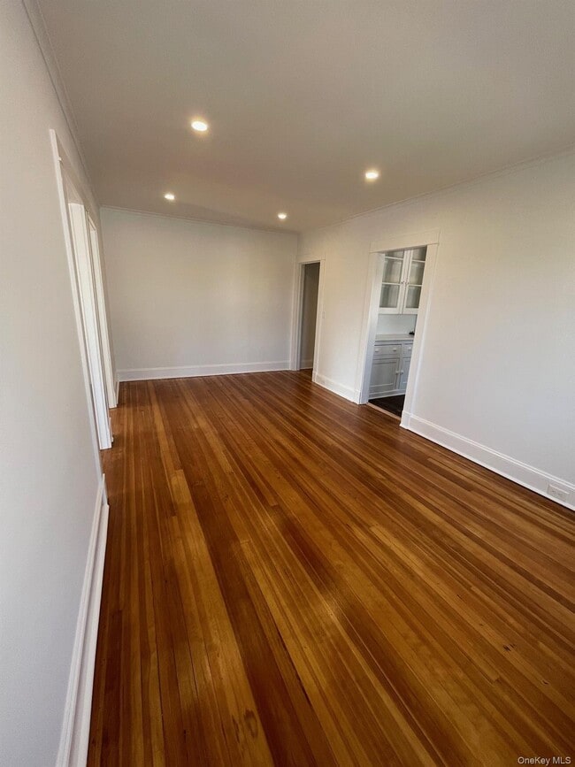 Photo - 510 Montauk Hwy Unidad Upper East Apartment