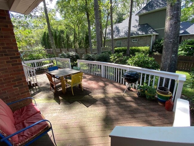 Photo - Beautiful Brick Home for Rent – Spacious, ...