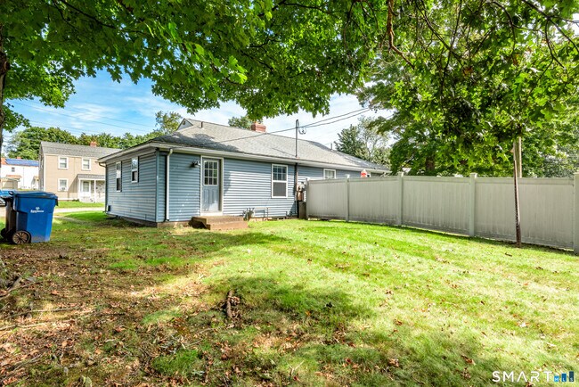 32 Bunce Dr