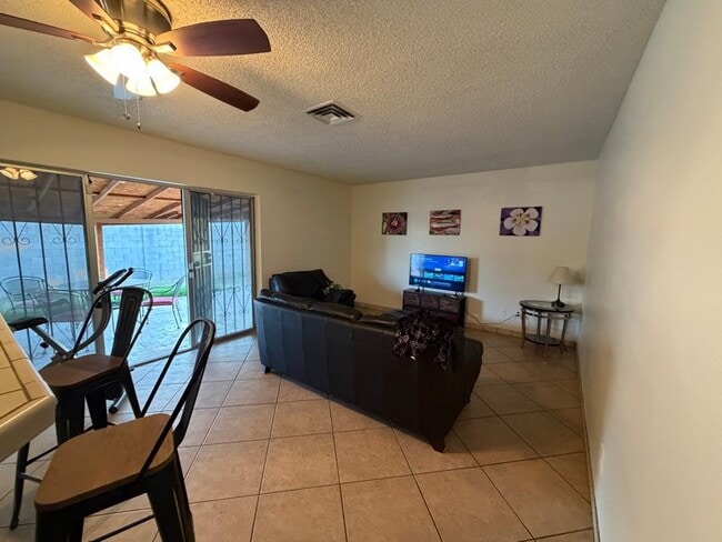 Photo - 8119 W Glenrosa Ave