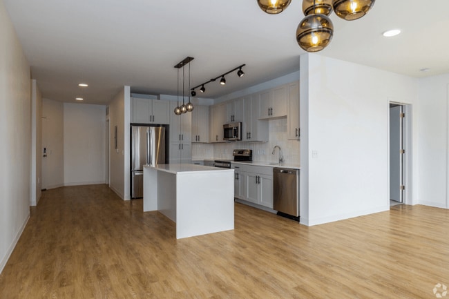 2200 LaSalle at Lafayette Square