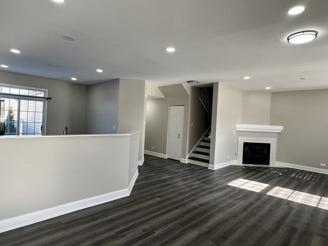 Photo - 102 Soo Line Dr