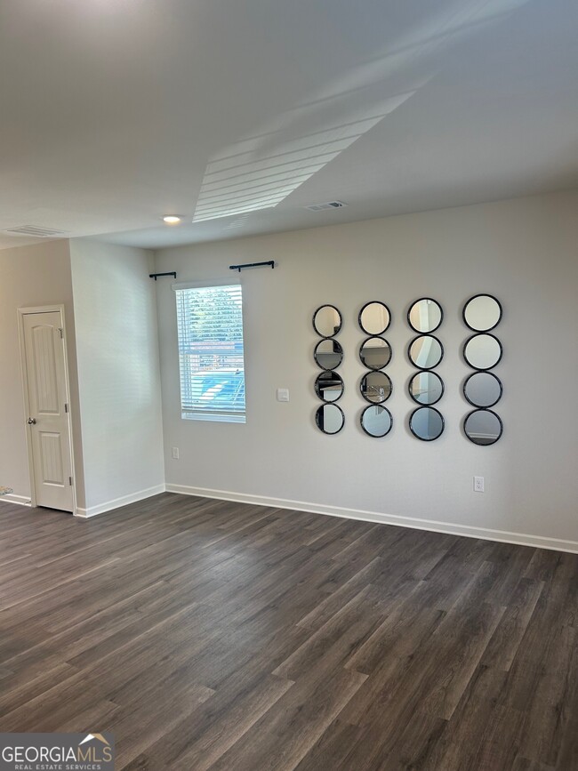 Photo - 1005 N 2nd Ave NW