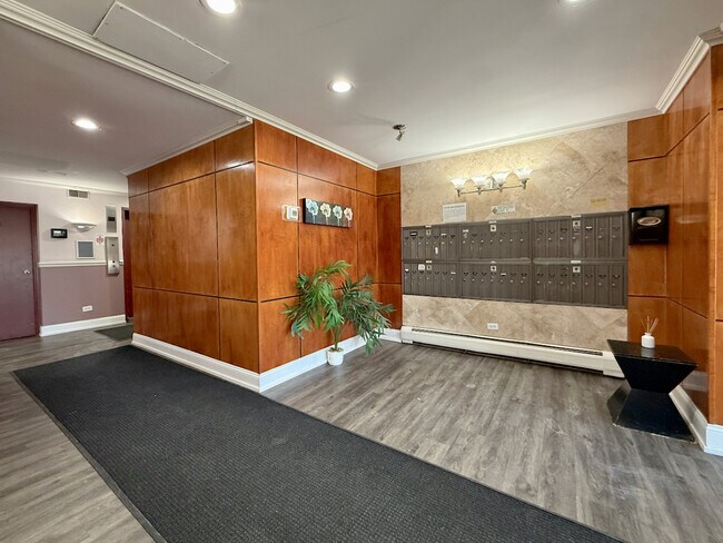 Photo - 4600 N Cumberland Ave