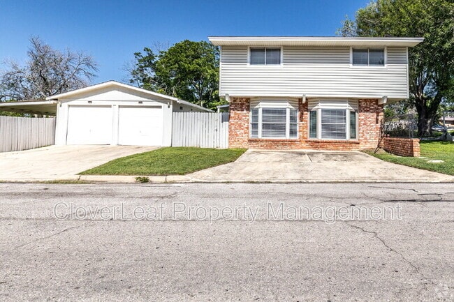 Building Photo - 5102 Staplehurst St Rental