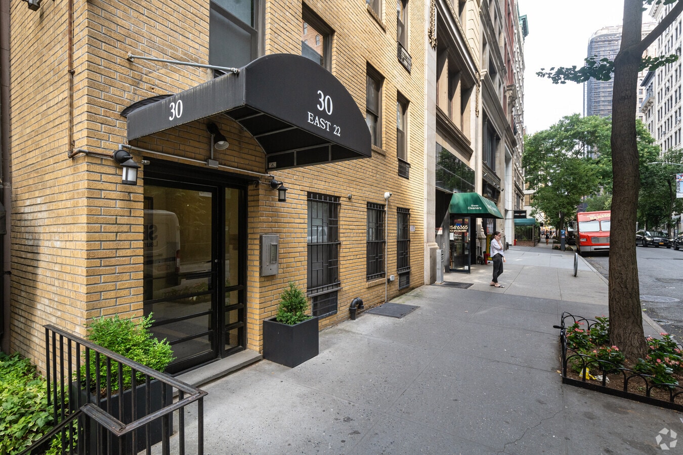 Photo - 30 East 22nd Street