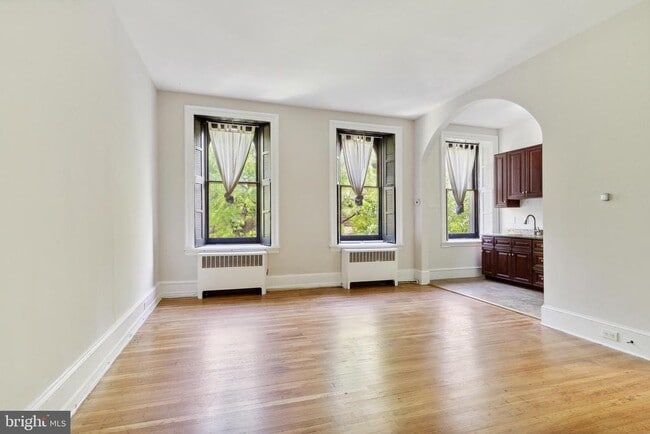 Photo - 2008 Spruce St Unit 3F