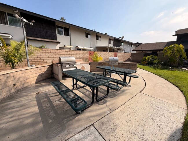 Photo - Remodeled 1 Bedroom, 1 Bathroom Stanton Co... Unidad 16