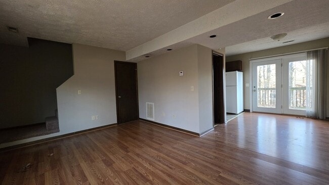 Photo - Townhouse in Smoketree Apartments