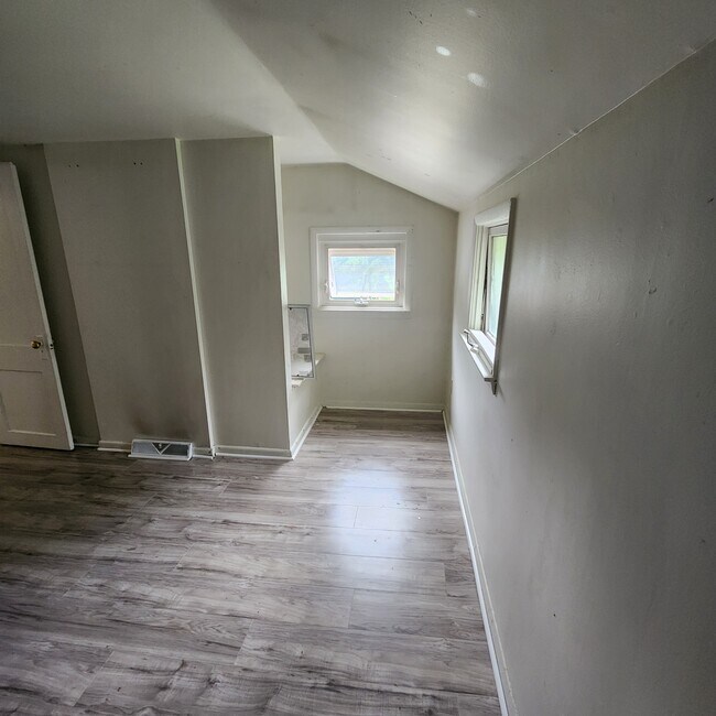 Photo - 379 W Main St Unit Apt 5