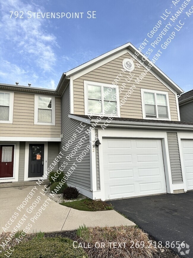 Building Photo - 792 Stevenspoint Rental