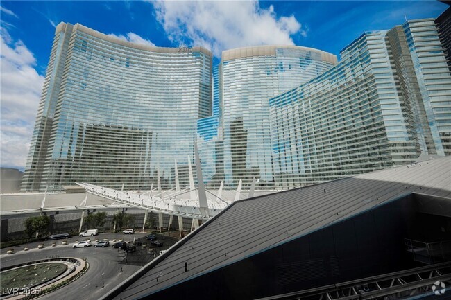 Building Photo - 3726 S Las Vegas Blvd Unit 302 Rental