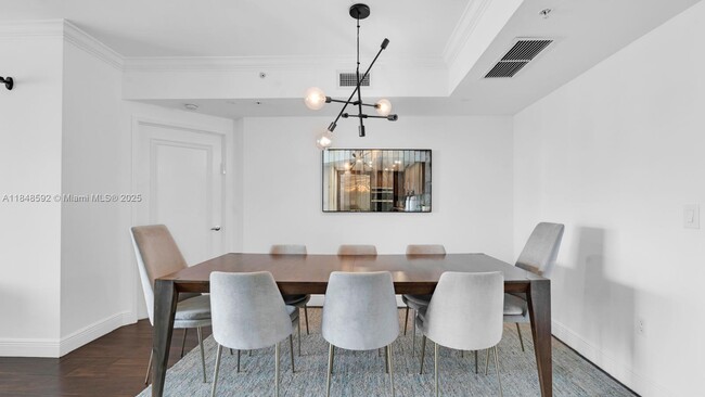 Photo - 19400 Turnberry Way Unidad 1821