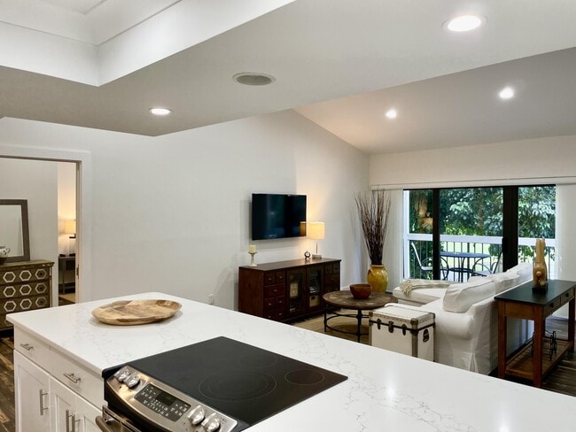 Photo - 11863 Wimbledon Cir Unit 546
