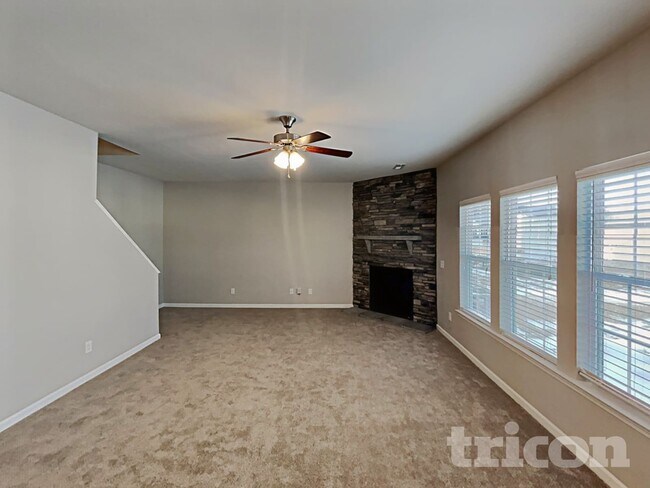 Photo - 5775 Midstream Cir
