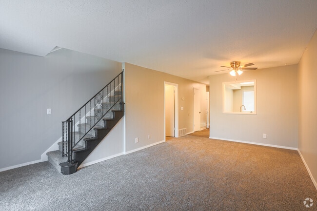 2BR, 2BA - 1,577SF