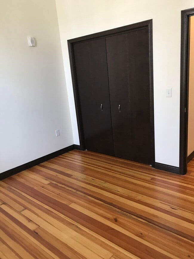 Ellis Urban Lofts
