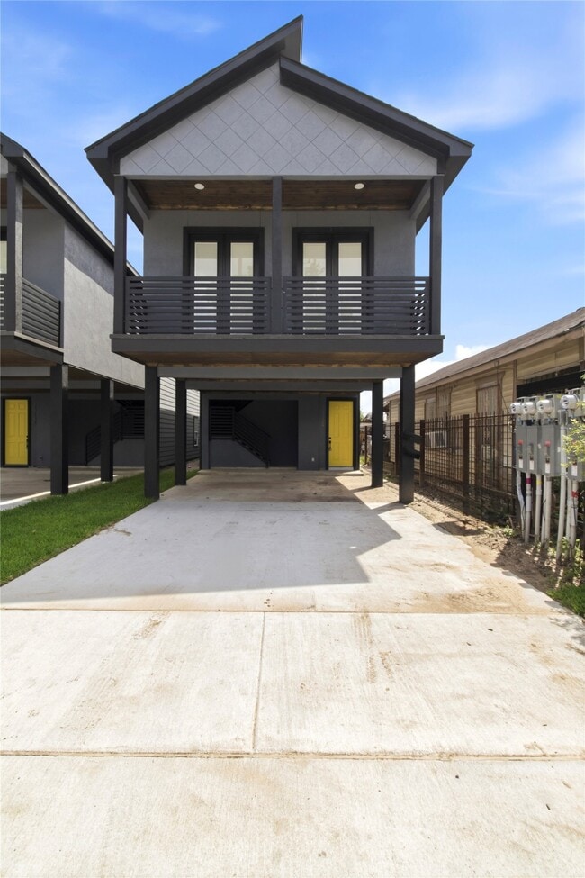 Building Photo - 7912 Ave E