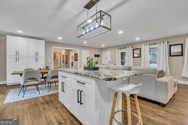 Photo - 2271 Columbia Dr