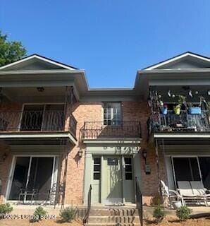 Photo - 707 Highwood Dr