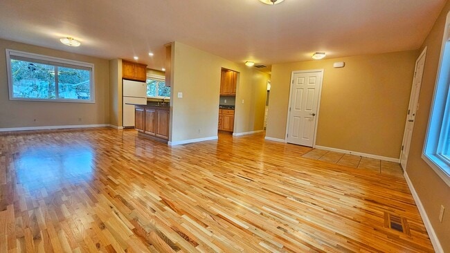 Photo - Beautiful 3 Bed 2 Bath Rambler in Beautiful Redmond