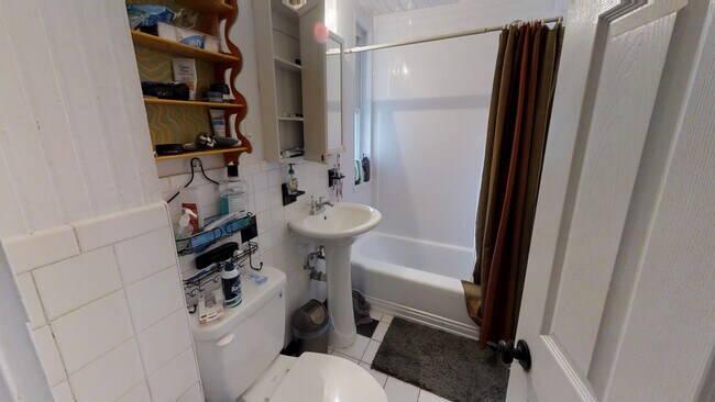 Photo - 14 Hancock St Unit 2