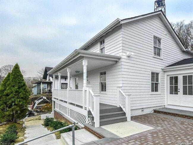 Photo - 1667 Northern Blvd Unidad A