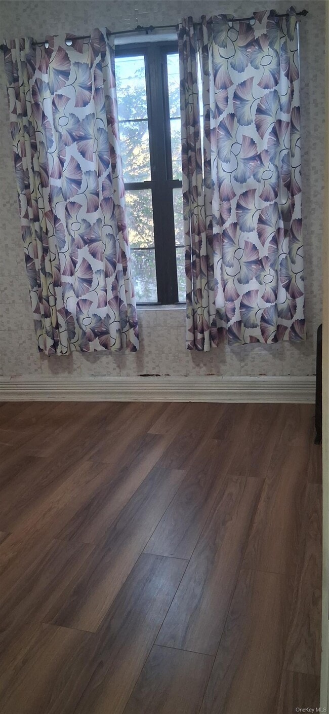 Photo - 114-50 Sutphin Blvd