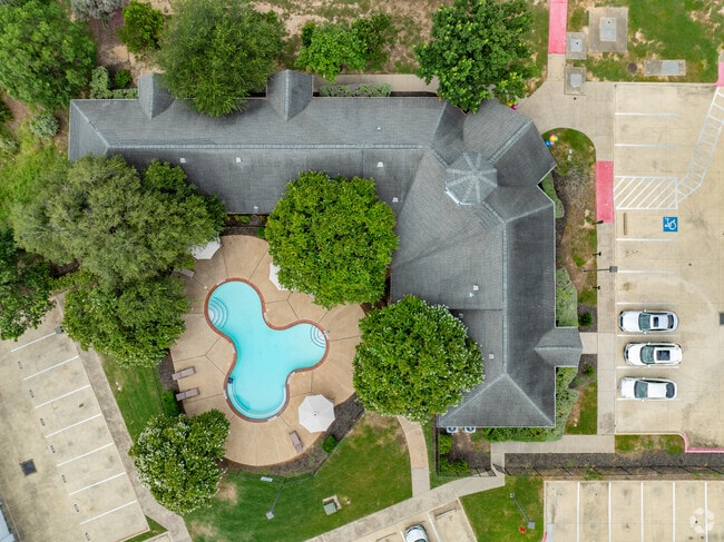 Pool Look Down - River Valley