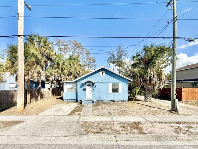 Photo - 1914 31st St S