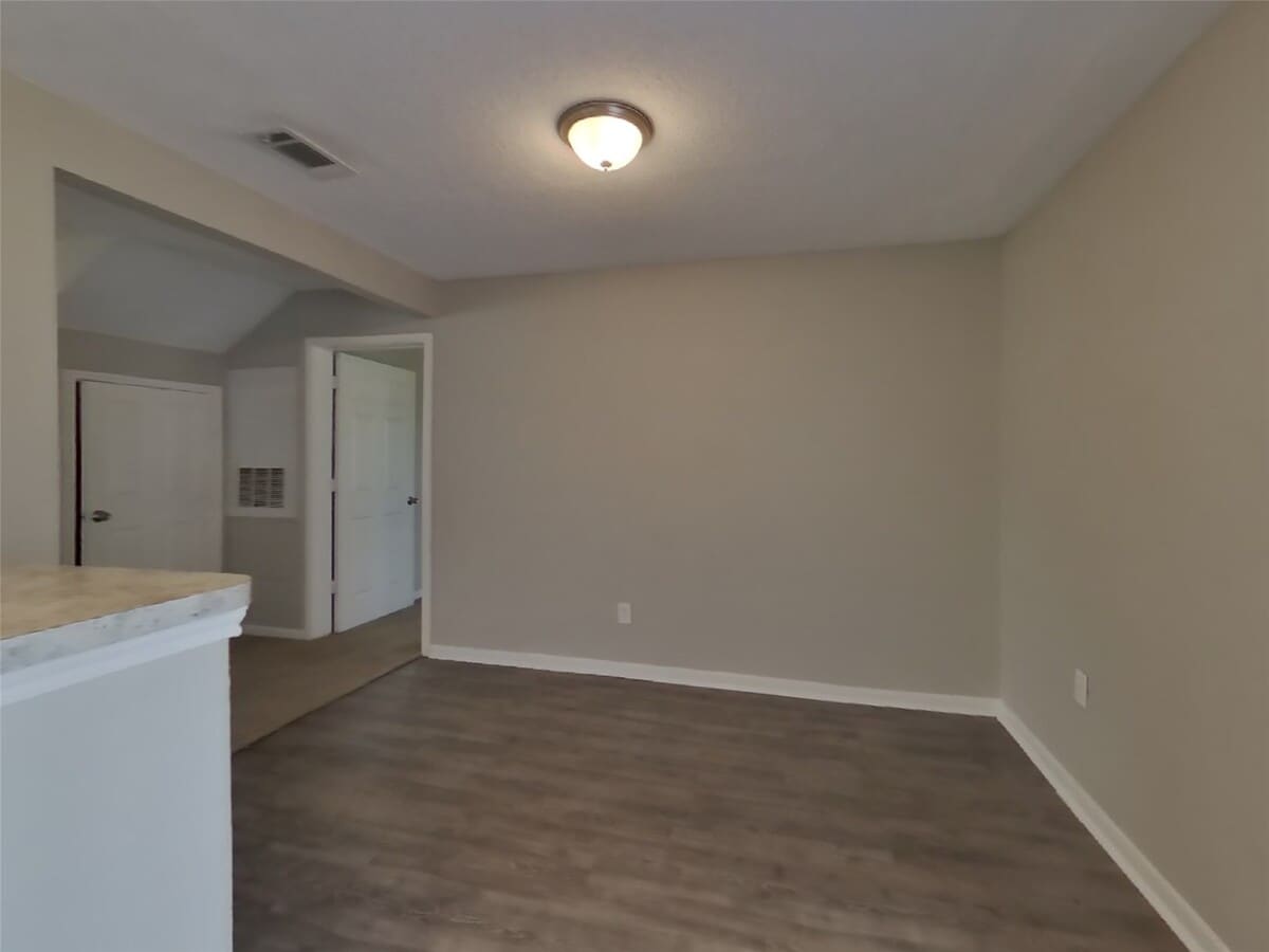 Photo - 7740 Sign St