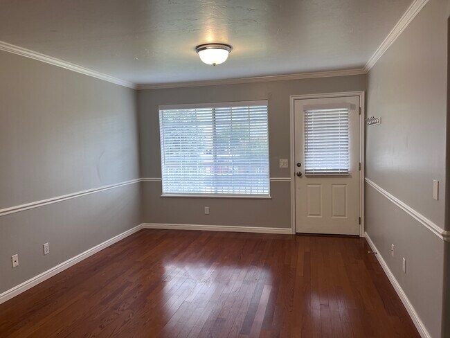 Livingroom - 1525 S 175 E Unit 1525