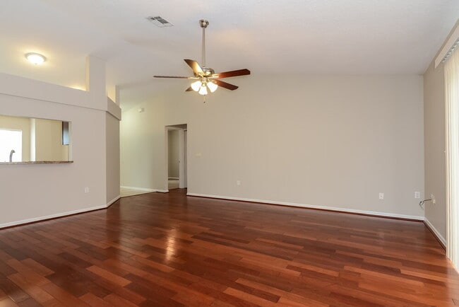Photo - 7446 Briarbay Loop