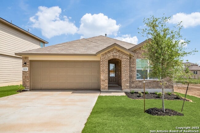 Building Photo - 4 Bedroom/2 Bath Riverstone Subdivision