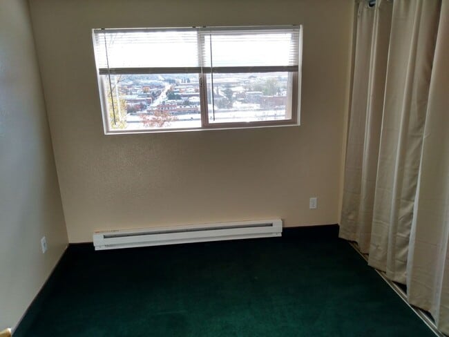 Photo - 2 bedroom 1 bathroom upstairs apartment - Granvue Apartments,