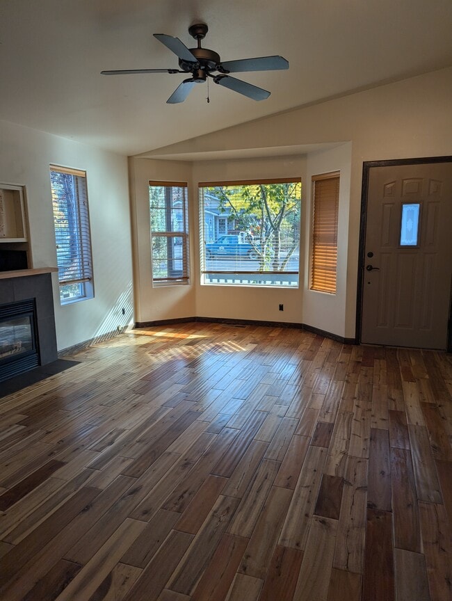 Photo - 2420 NE Desert Willow Ct