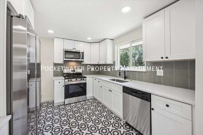 Photo - 305 W Geneseo St Unidad A