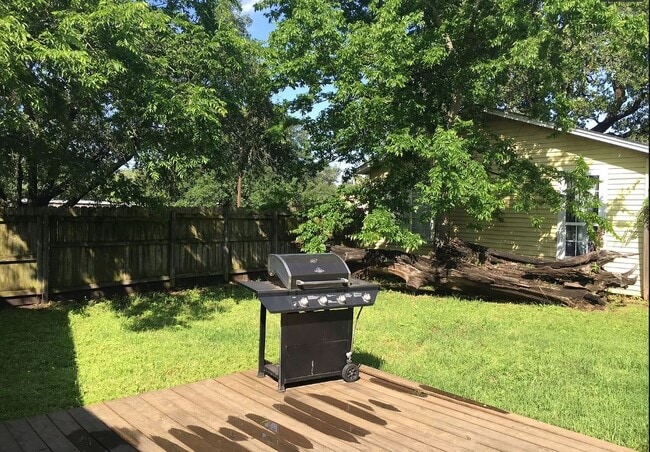 Photo - 100 E North Ave